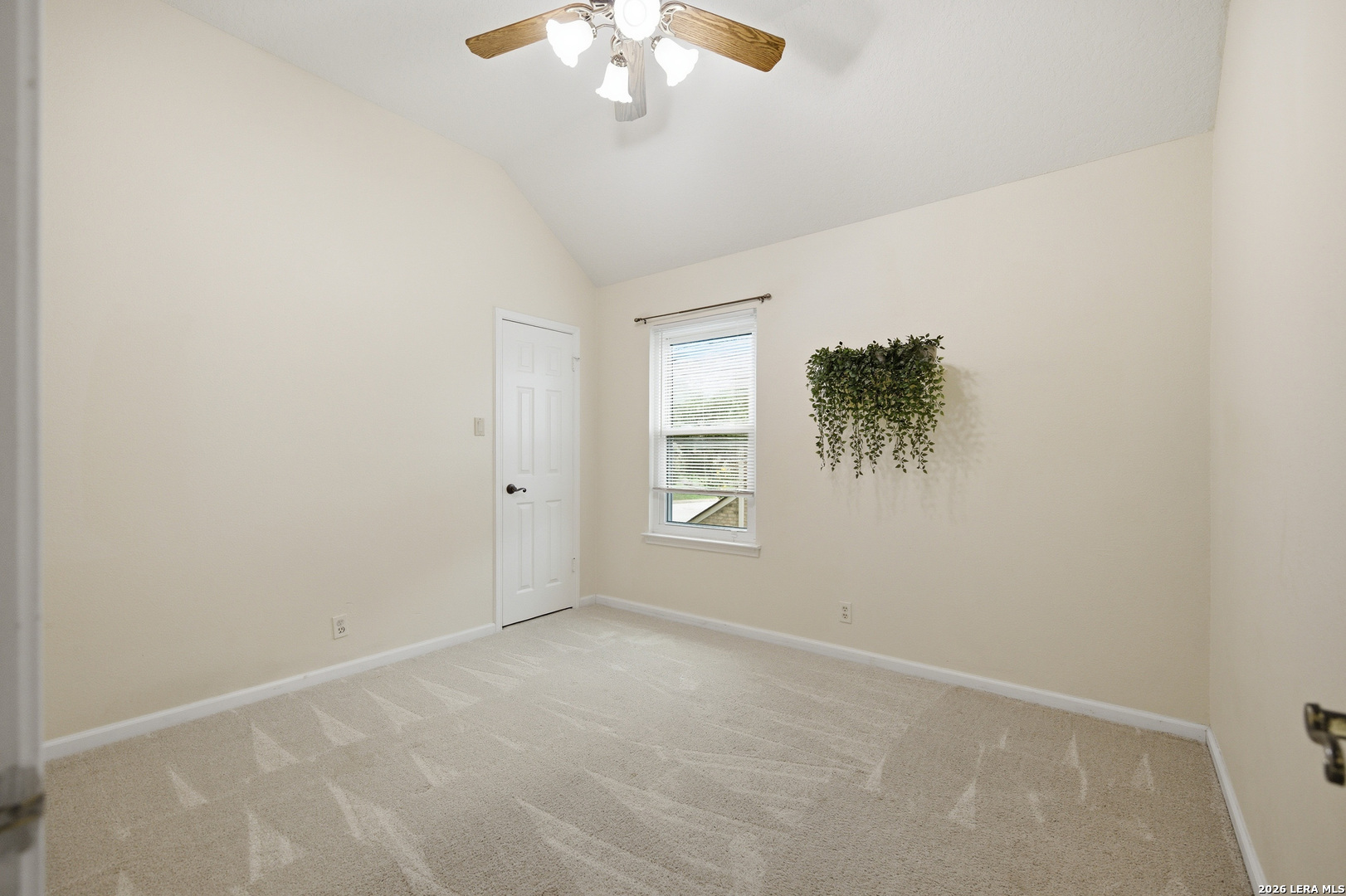 18143 SUMMER KNOLL DR, ,  78258 — photo 1