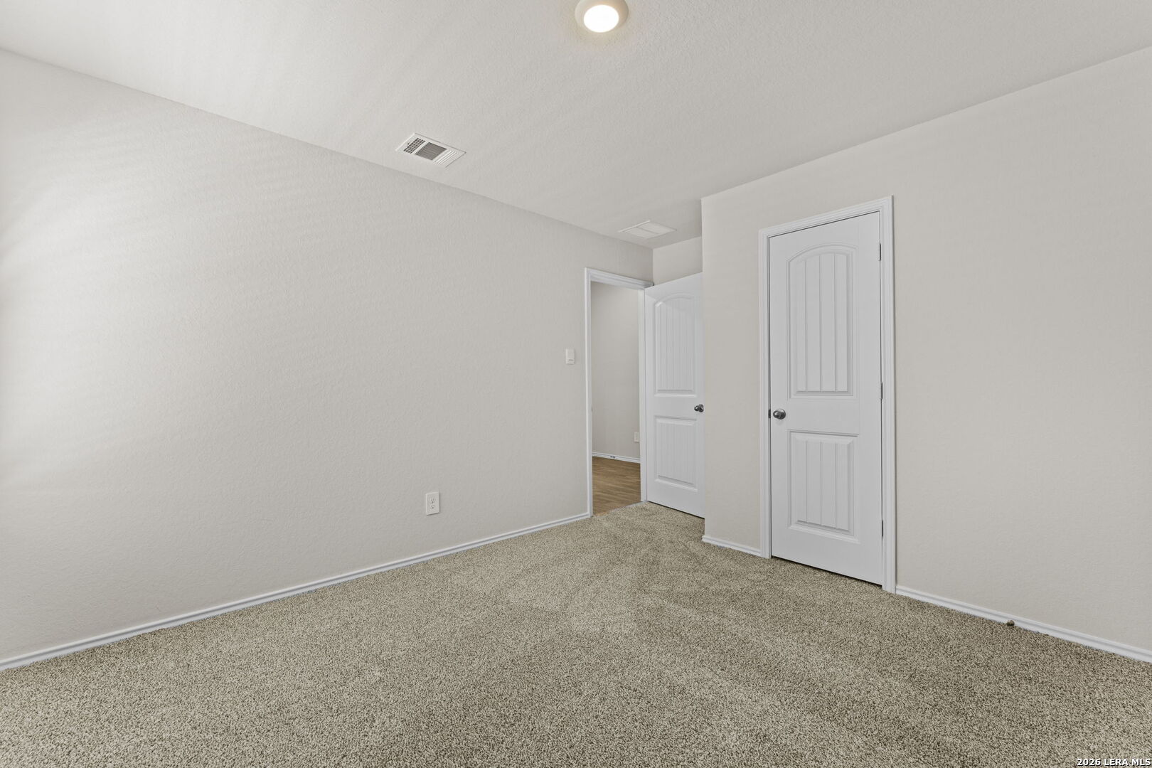 747 Prince Albert, ,  78155 — photo 1