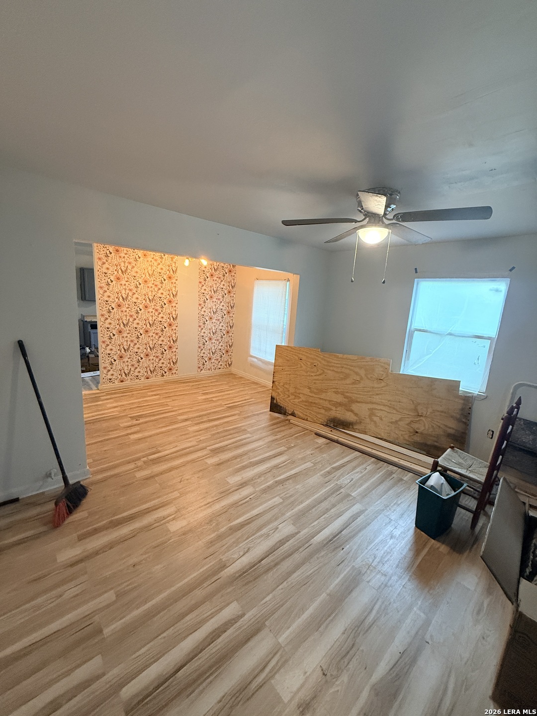 207 29th, ,  78237 — photo 1