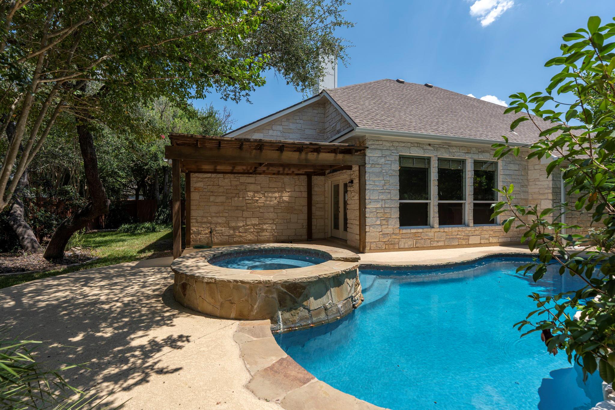 6304 Salcon Cliff, Austin, TX 78749 — photo 1