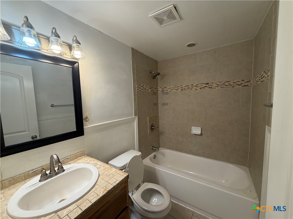 1012 San Antonio, Killeen, TX 76541 — photo 1