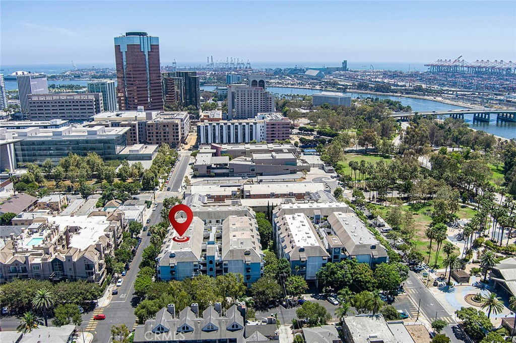 720 W 4th 318, Long Beach, CA 90802 — photo 1