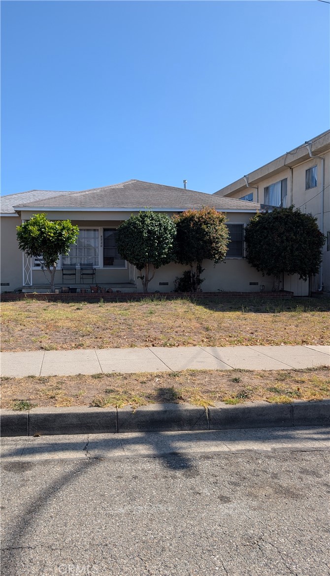 4220 W 118th