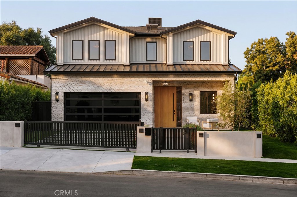 4275 Murietta Avenue, Sherman Oaks, CA 91423 — photo 1