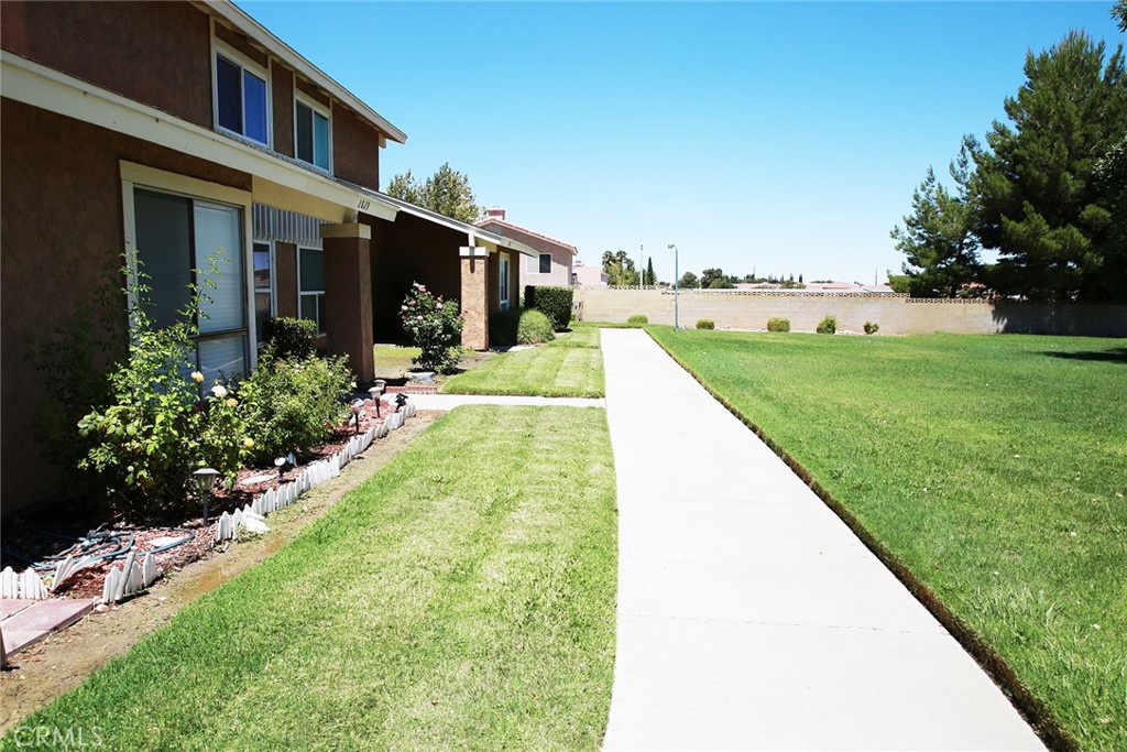 2829 W Avenue J4, Lancaster, CA 93536 — photo 1