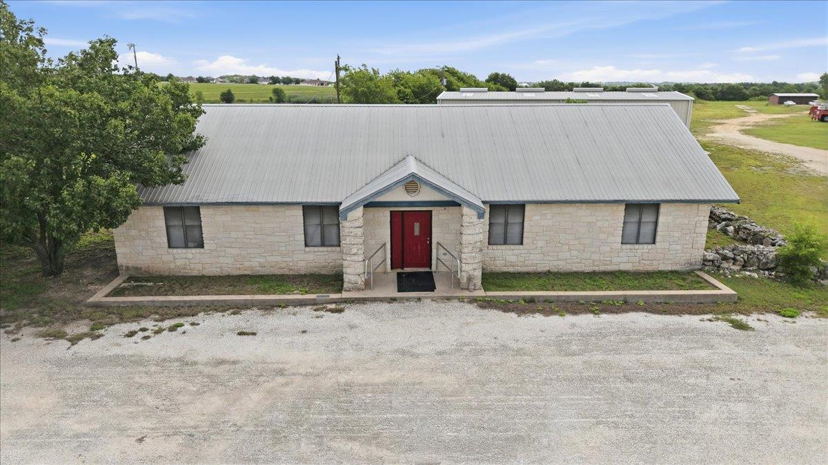 4350  Fm 1105 None, Georgetown, TX 78626 — photo 1