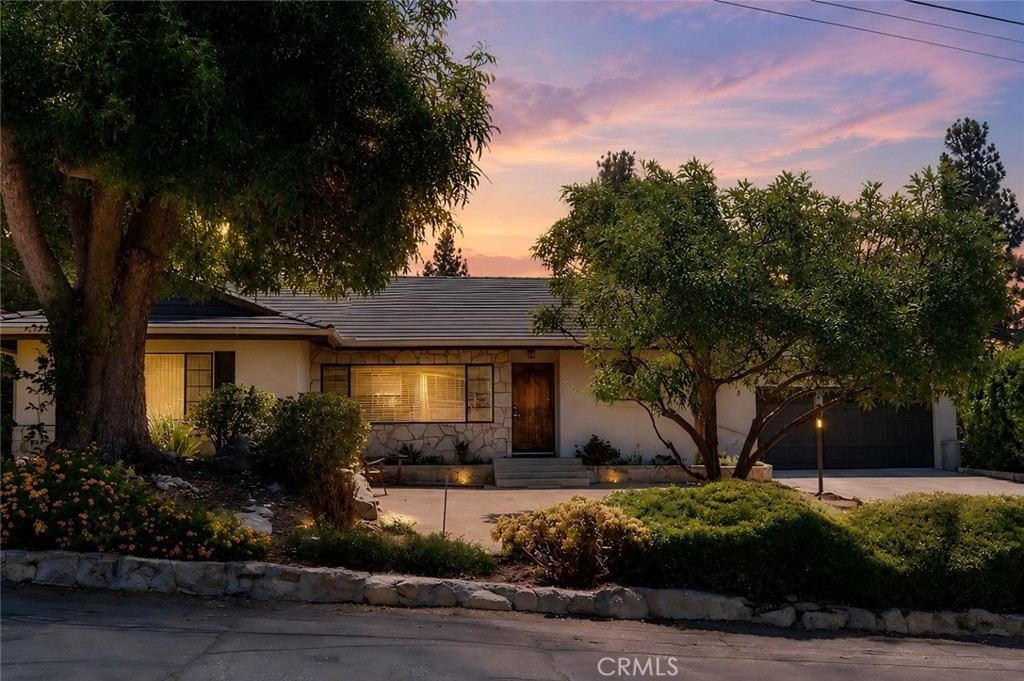 4808 El Sereno, La Crescenta, CA 91214 — photo 1