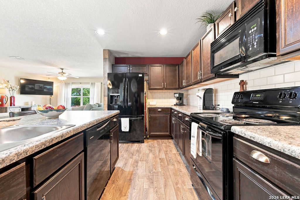 2339 Camberly, , 78109 — photo 1