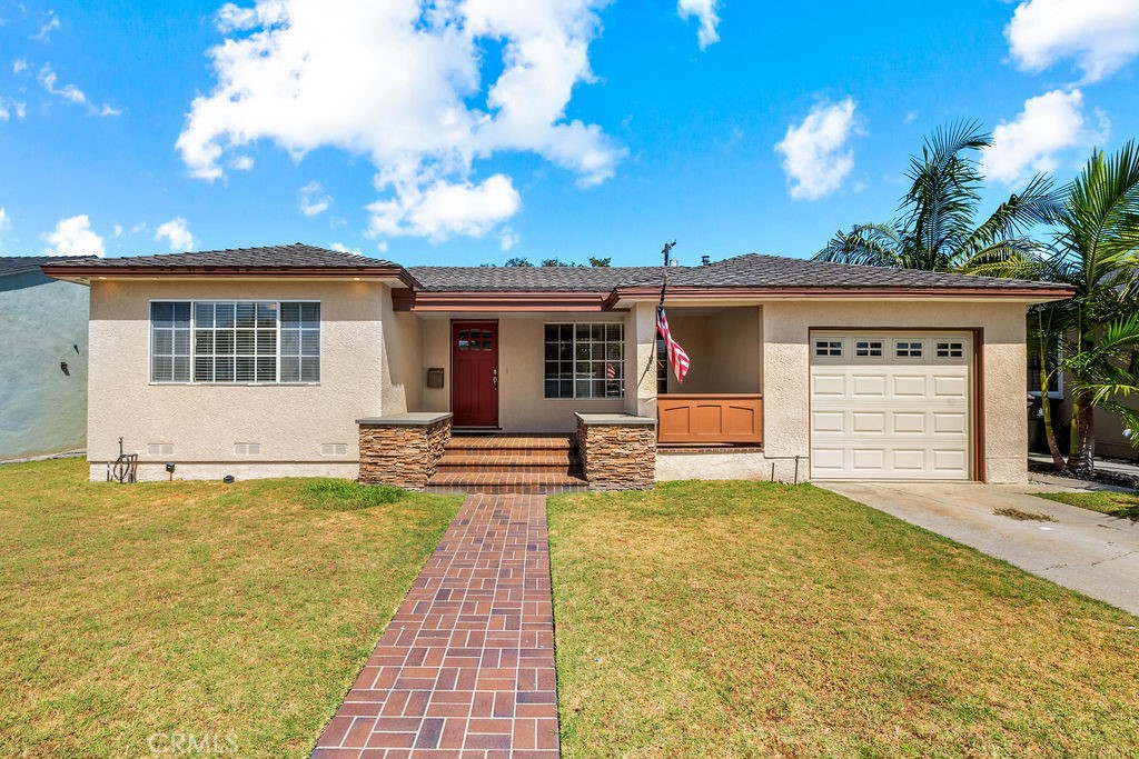 5269 E Daggett St, Long Beach, CA 90815 — photo 1