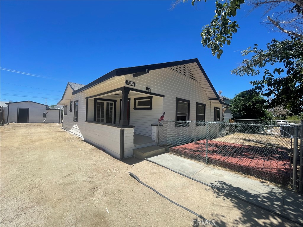 44627 Beech Ave, Lancaster, CA 93534 — photo 1