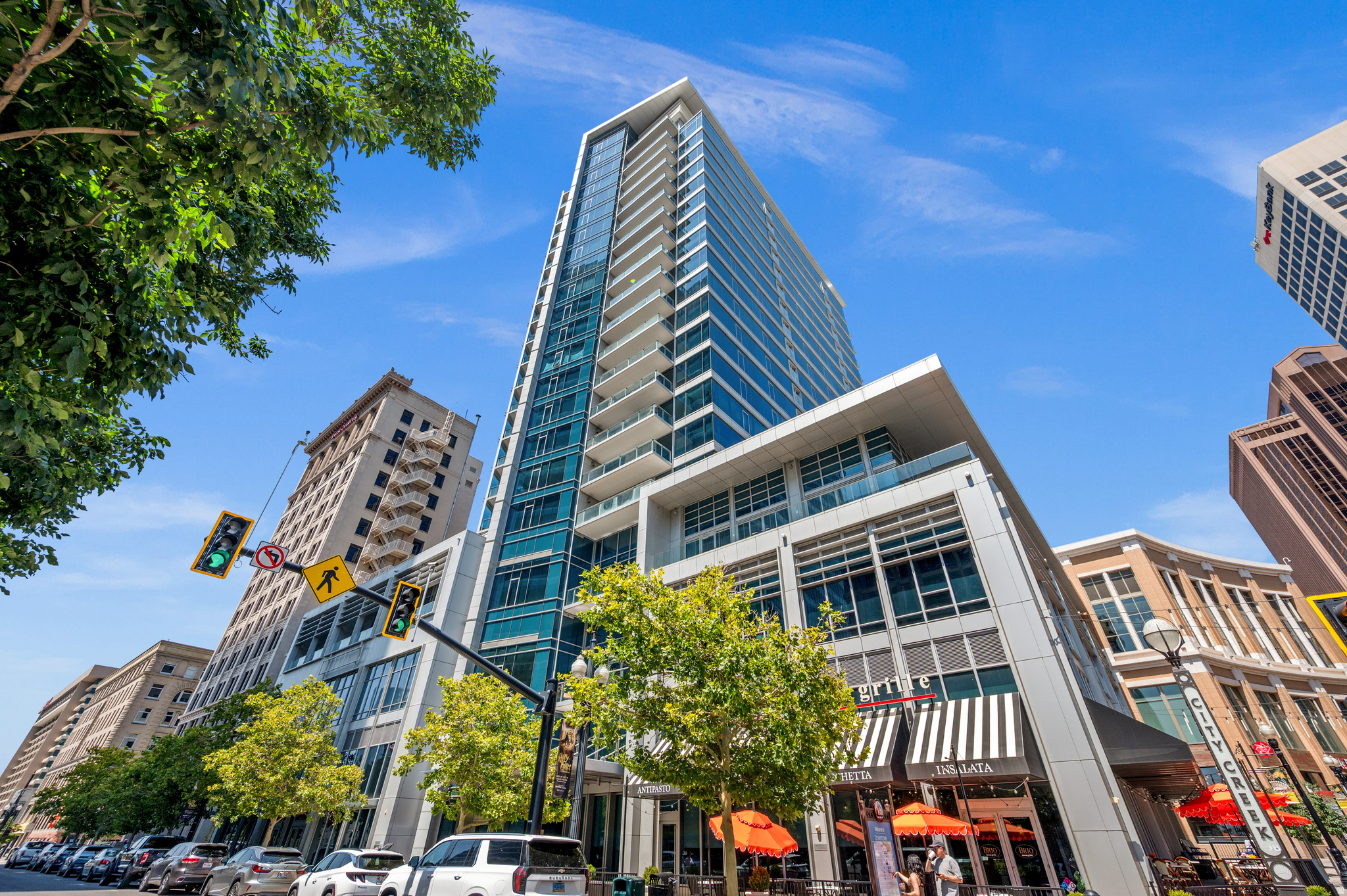 35 E 100 S #402, Salt Lake City, UT 84111 — photo 1