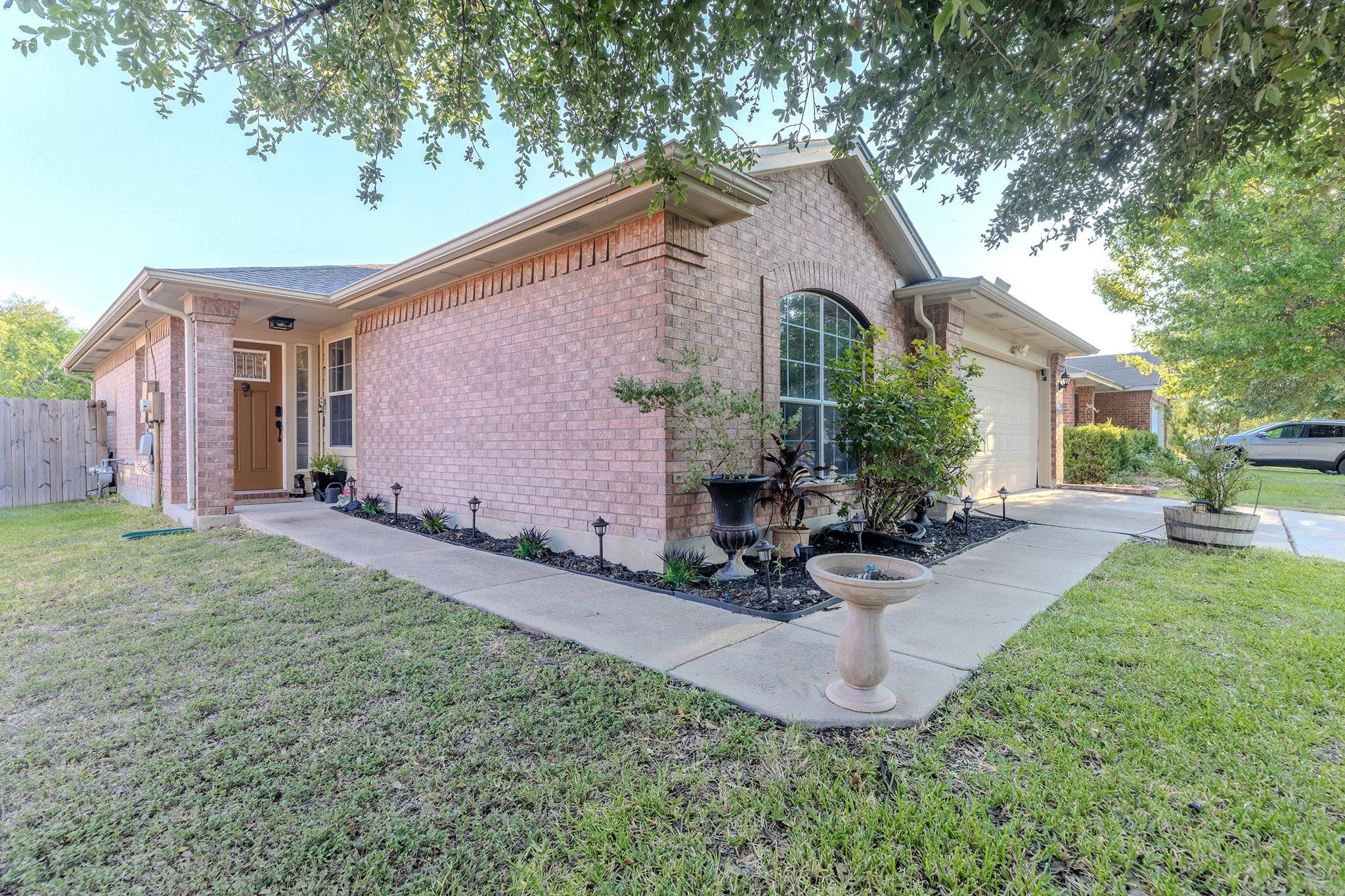3133 Clinton, Round Rock, TX 78665 — photo 1