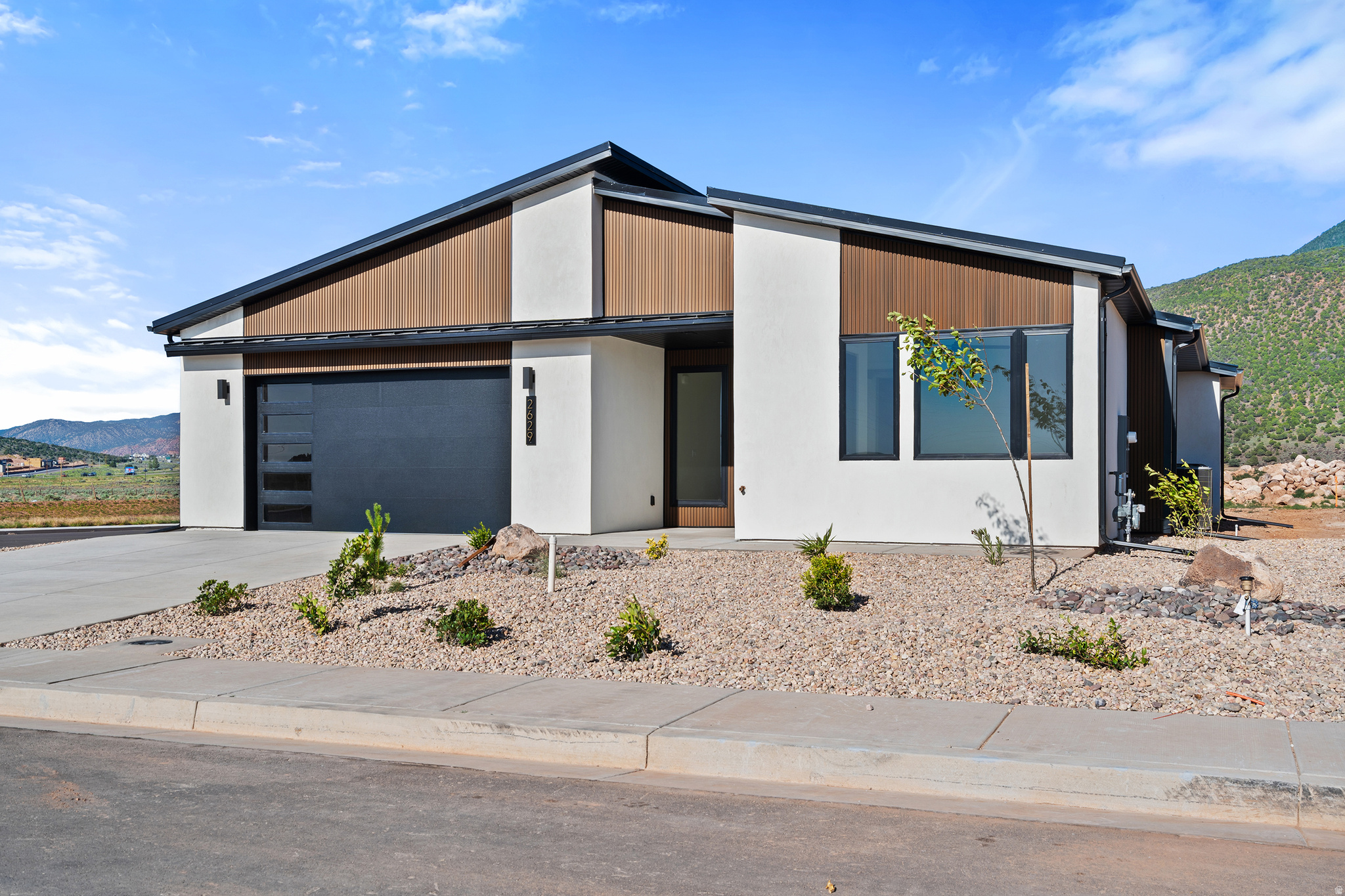 2629 S MANN LN, Cedar City, UT 84720 — photo 1