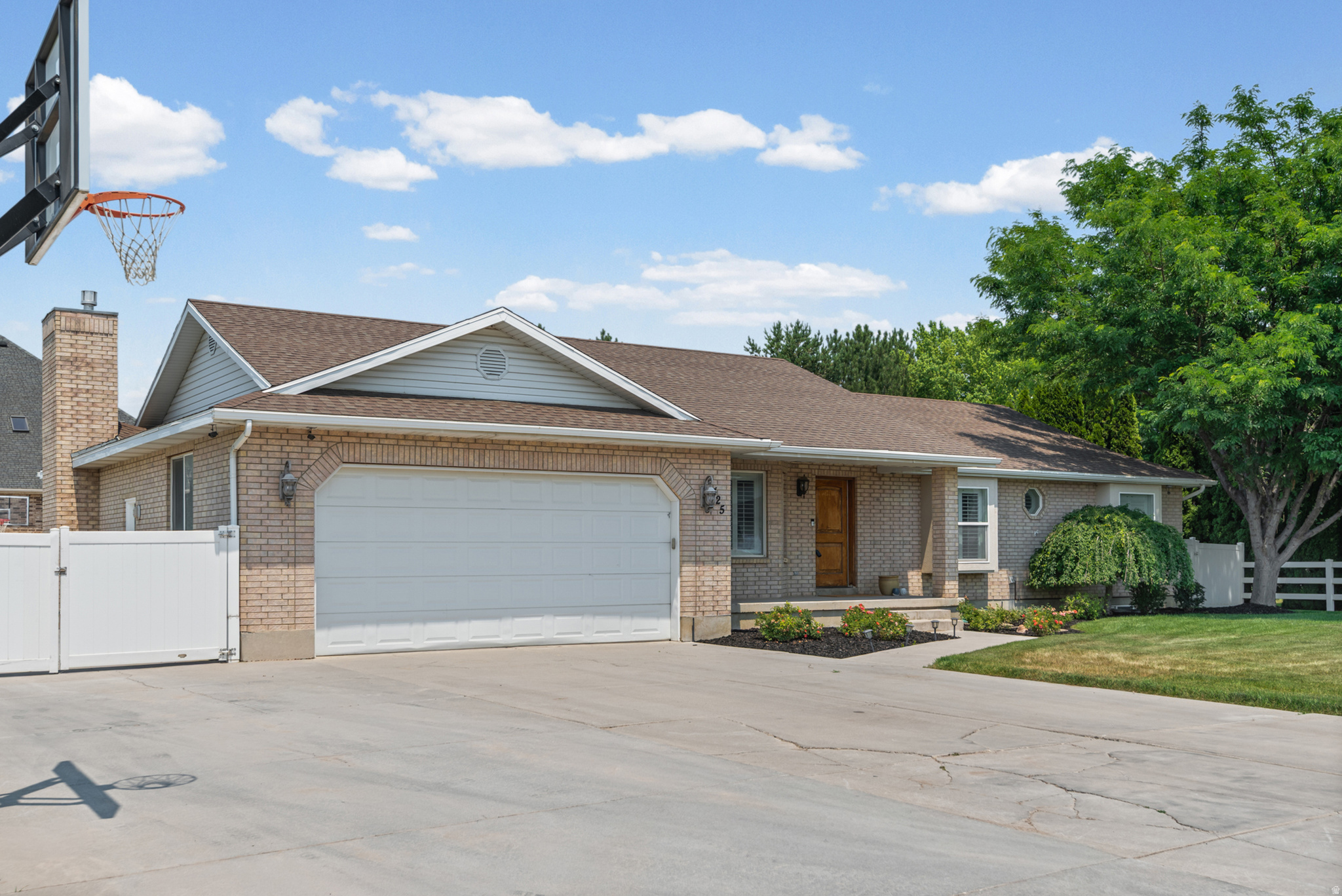 425 E 2600 N, Lehi, UT 84043 — photo 1