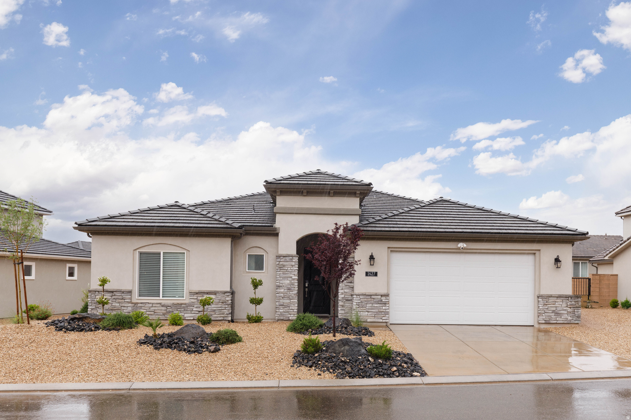 1427 N RUSTICO DR, Washington, UT 84780 — photo 1