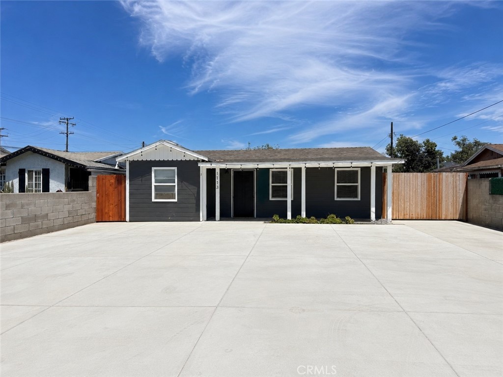1113 S Golden West Avenue, Santa Ana, CA 92704 — photo 1