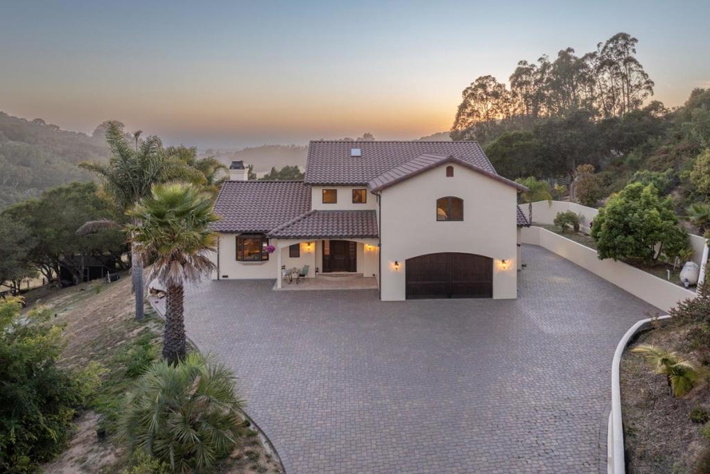 67 Tucker Road, Royal Oaks, CA 95076 — photo 1