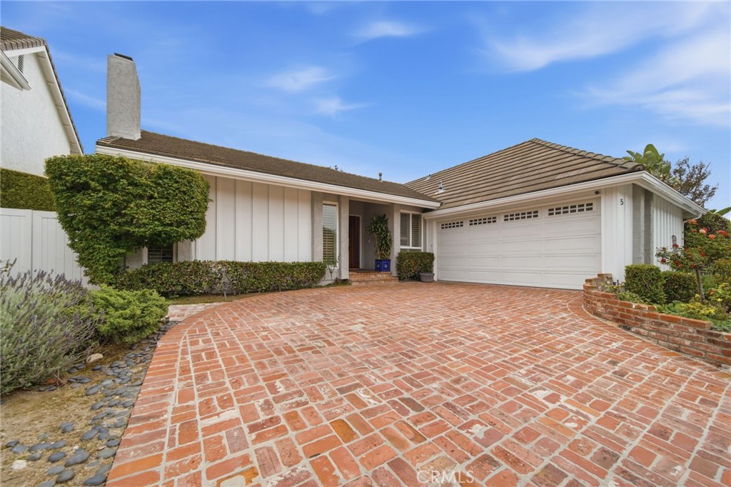5 Deer Crk, Irvine, CA 92604 — photo 1
