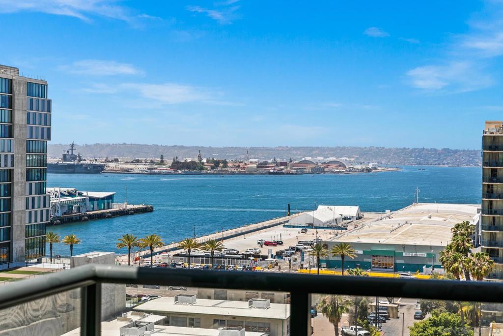 1205 Pacific Hwy 1206, San Diego, CA 92101 — photo 1