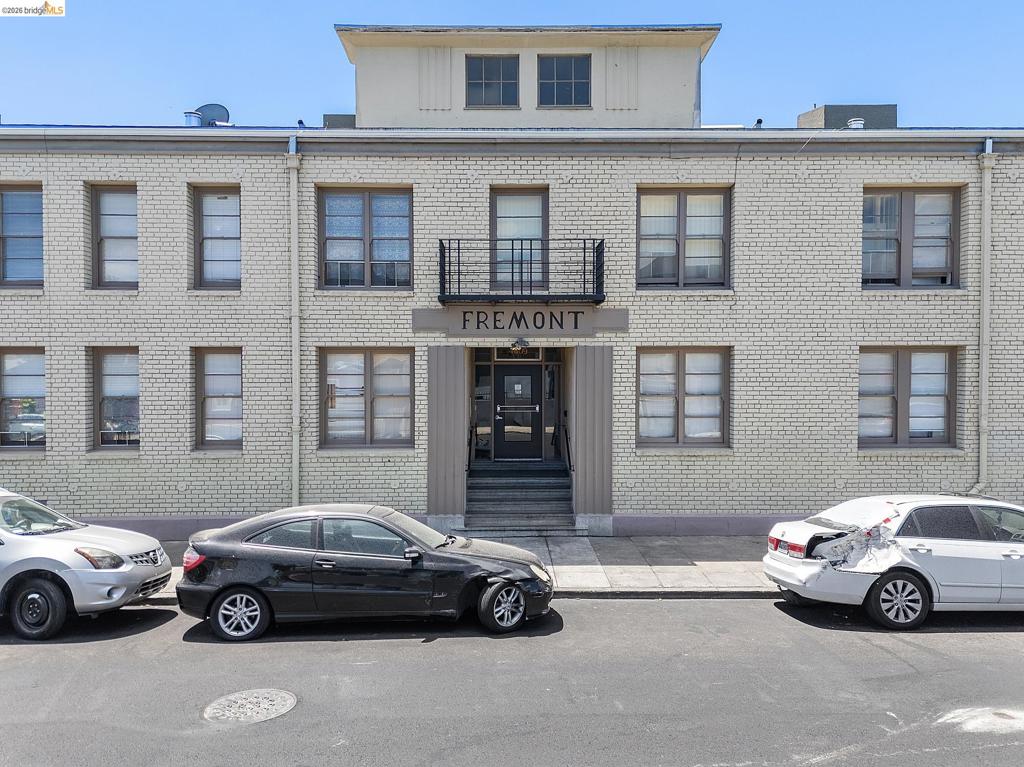 4609 Bond St, Oakland, CA 94601 — photo 1