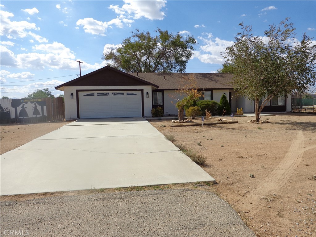 12744 Running Deer, Apple Valley, CA 92308 — photo 1
