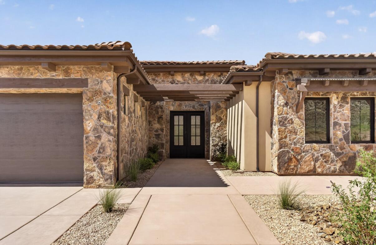 442 E Entrada DR, Virgin, UT 84779 — photo 1