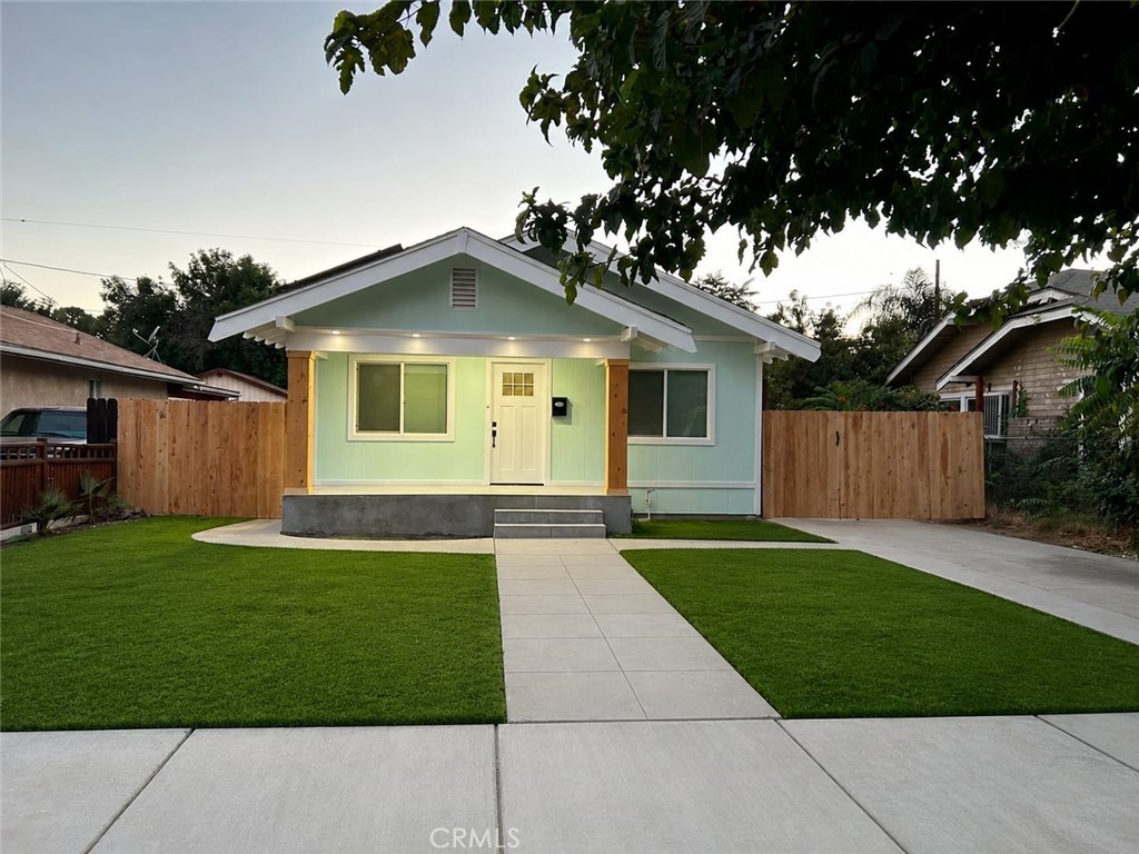 605 G Street, Bakersfield, CA 93304 — photo 1