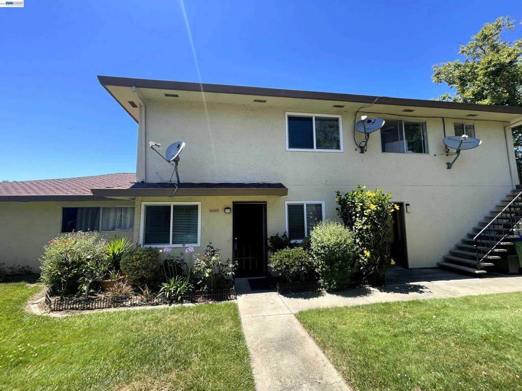 32656 Brenda Way #2, Union City, CA 94587 — photo 1
