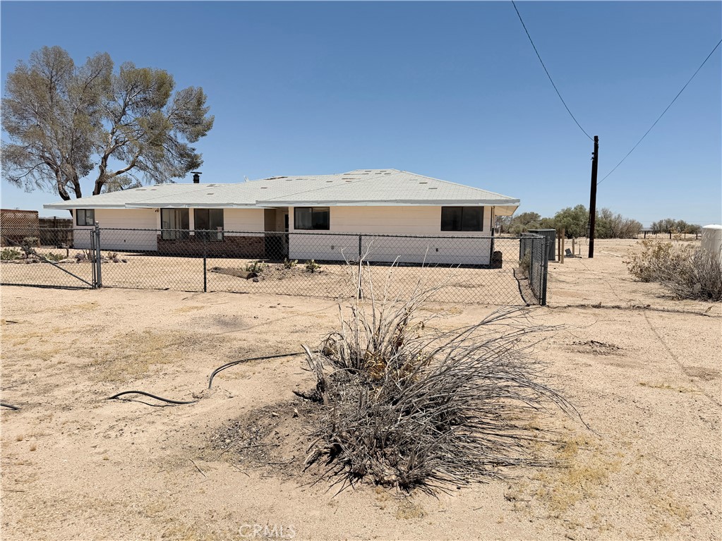 30819 Athol, Newberry Springs, CA 92365 — photo 1