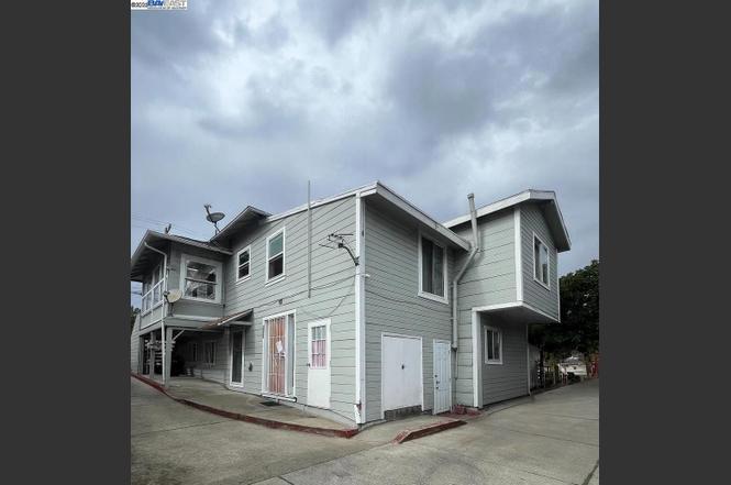 2158 High Street, Oakland, CA 94601 — photo 1