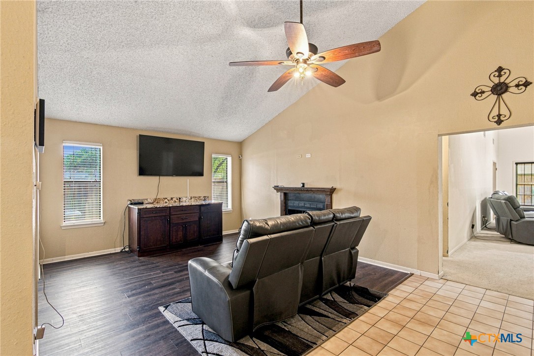 217 Kirkwall, Victoria, TX 77904 — photo 1