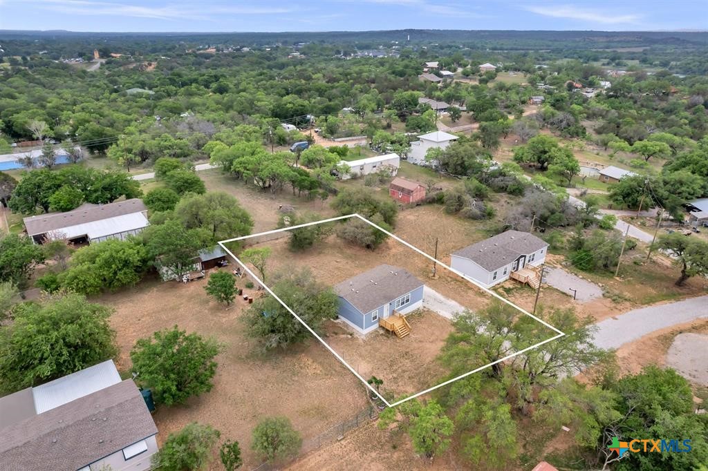 156 Julie, Kingsland, TX 78639 — photo 1