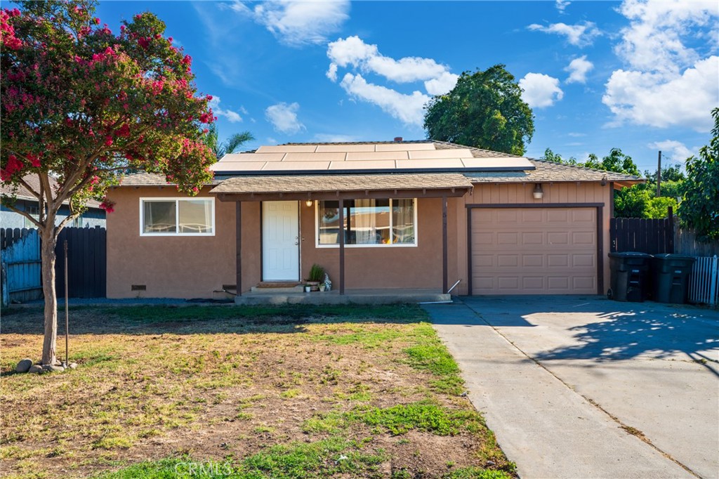 567 E, Waterford, CA 95386 — photo 1