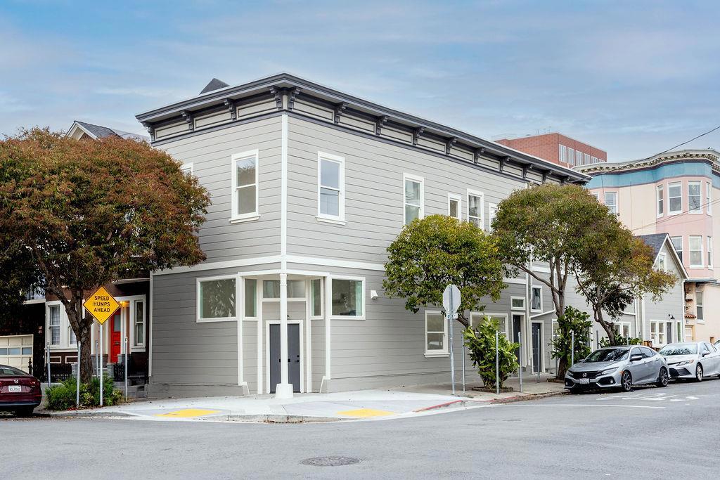 2730 23rd Street, San Francisco, CA 94110 — photo 1