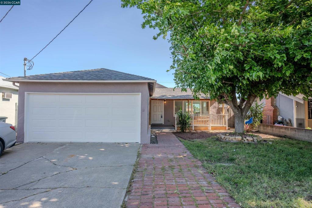 52 Bell Dr, Pittsburg, CA 94565 — photo 1