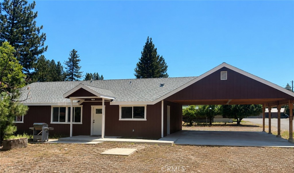 761 Pine, Chester, CA 96020 — photo 1