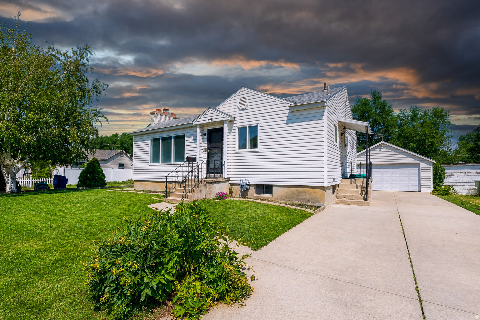 718 E 9TH ST, Ogden, UT 84404 — photo 1