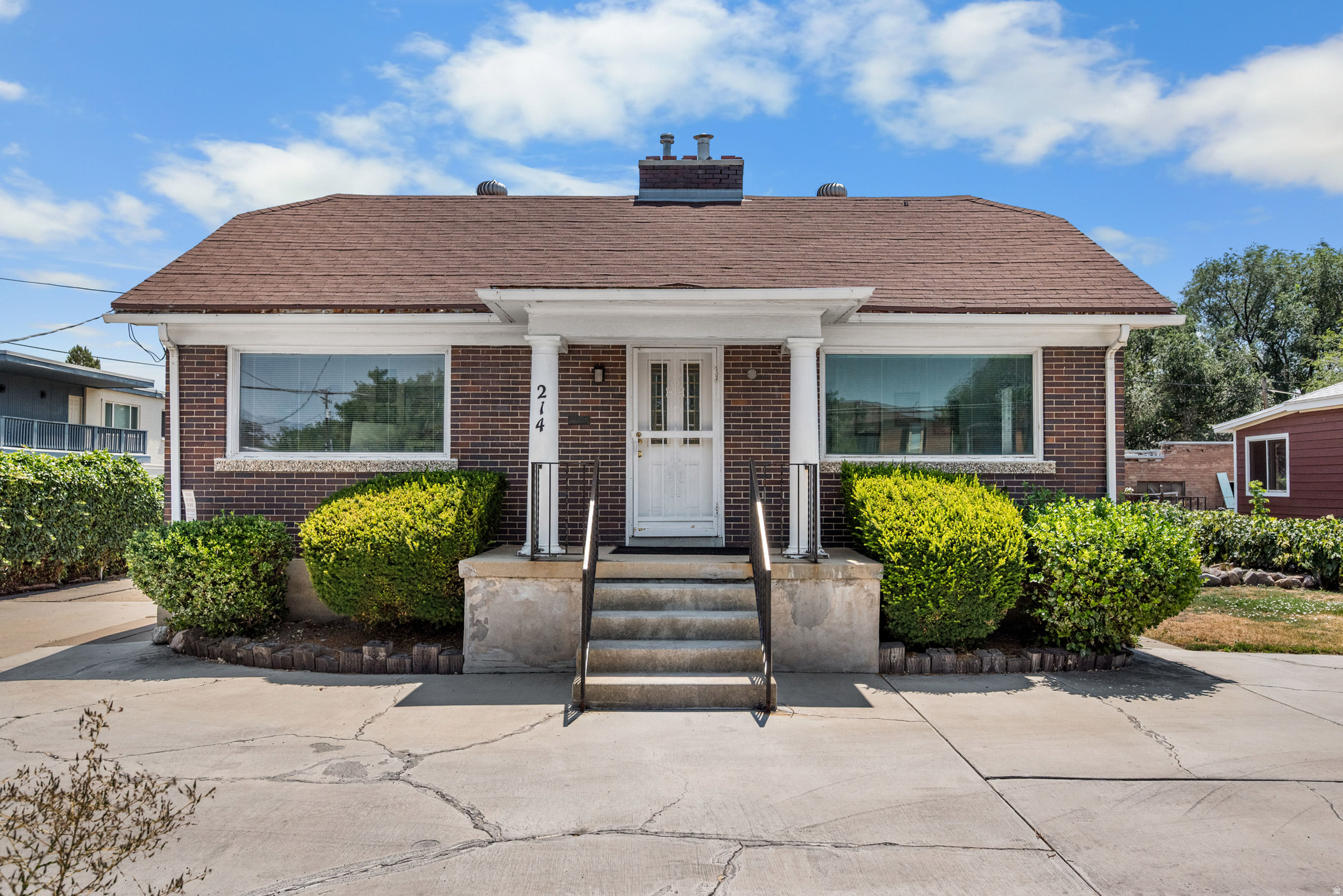 214 E 4500 S, Murray, UT 84107 — photo 1