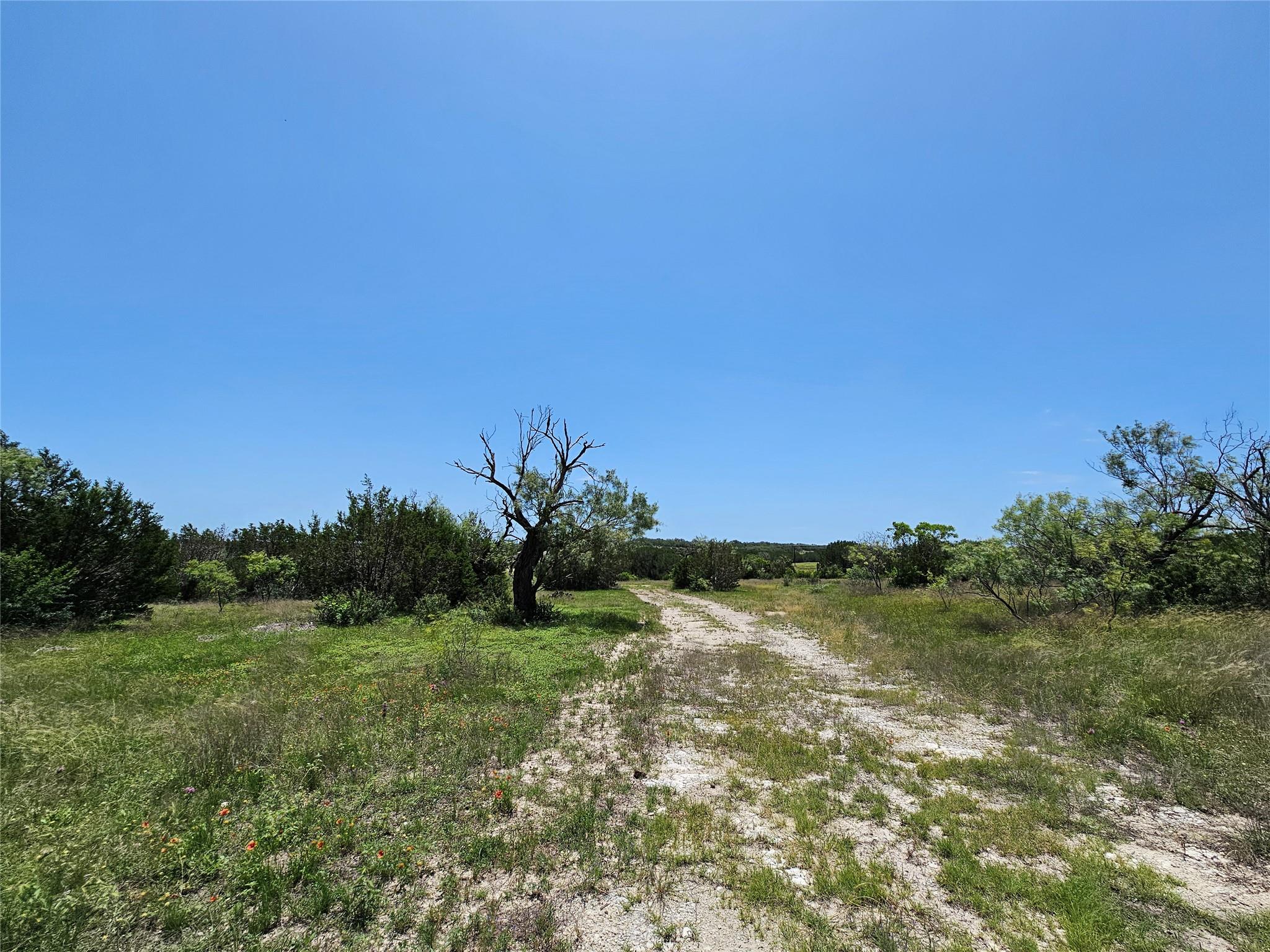 Lot 111 Shin Oak Dr, Lampasas, TX 76550 — photo 1
