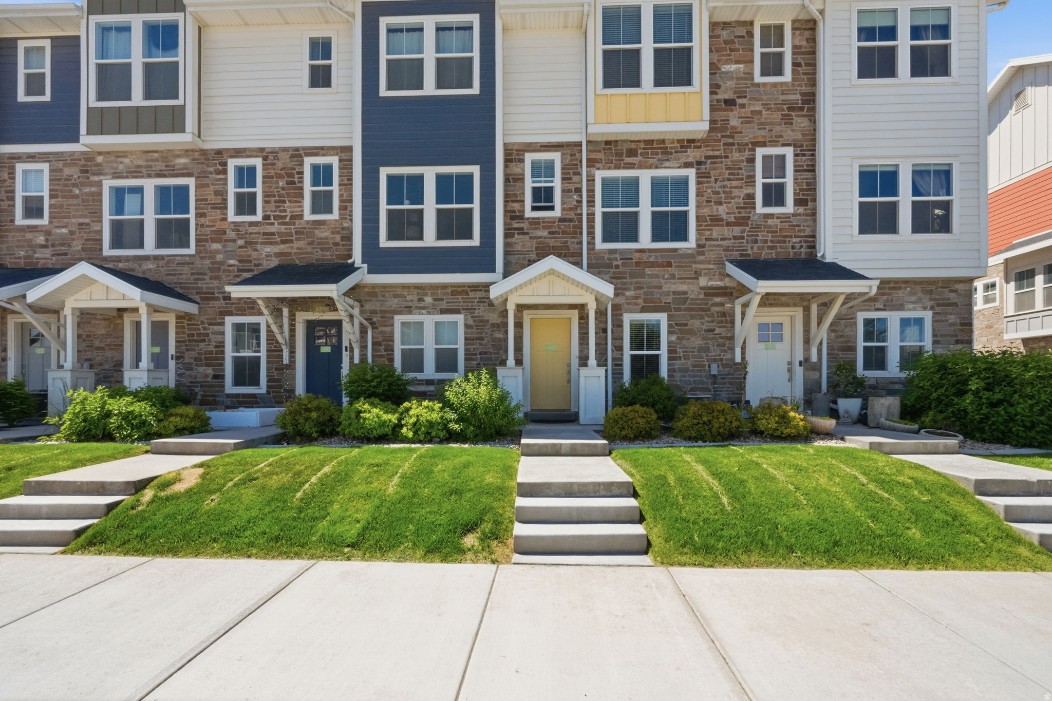 347 W MAIN ST #9, Santaquin, UT 84655 — photo 1