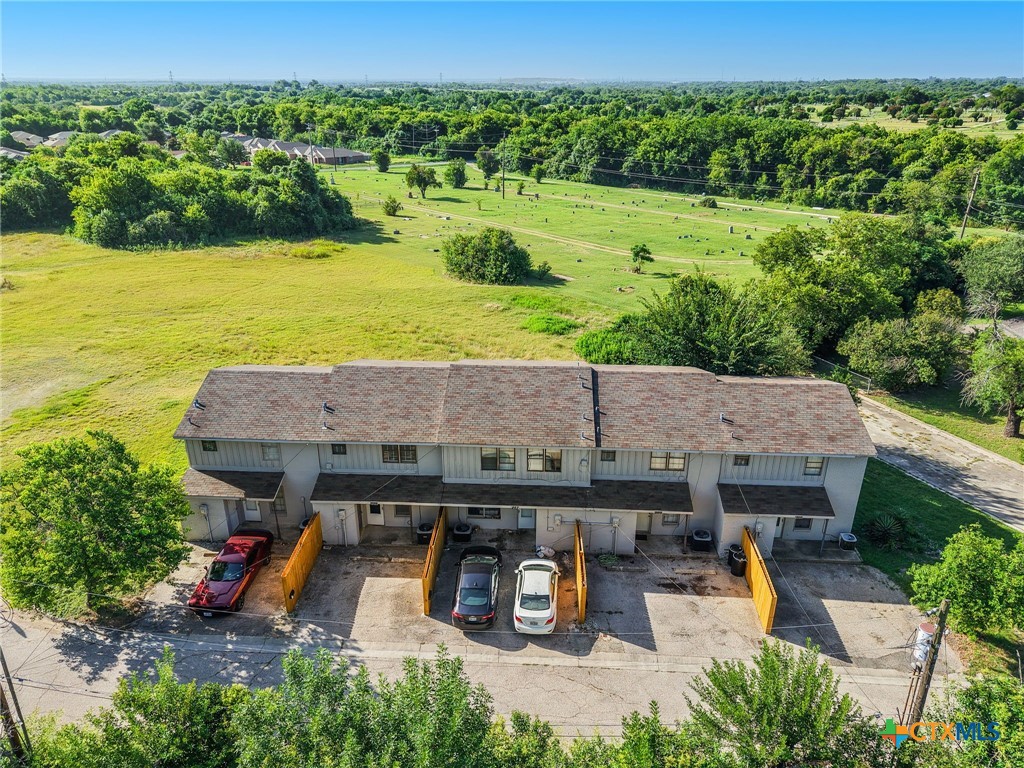 218 E Victory Avenue, Temple, TX 76501 — photo 1