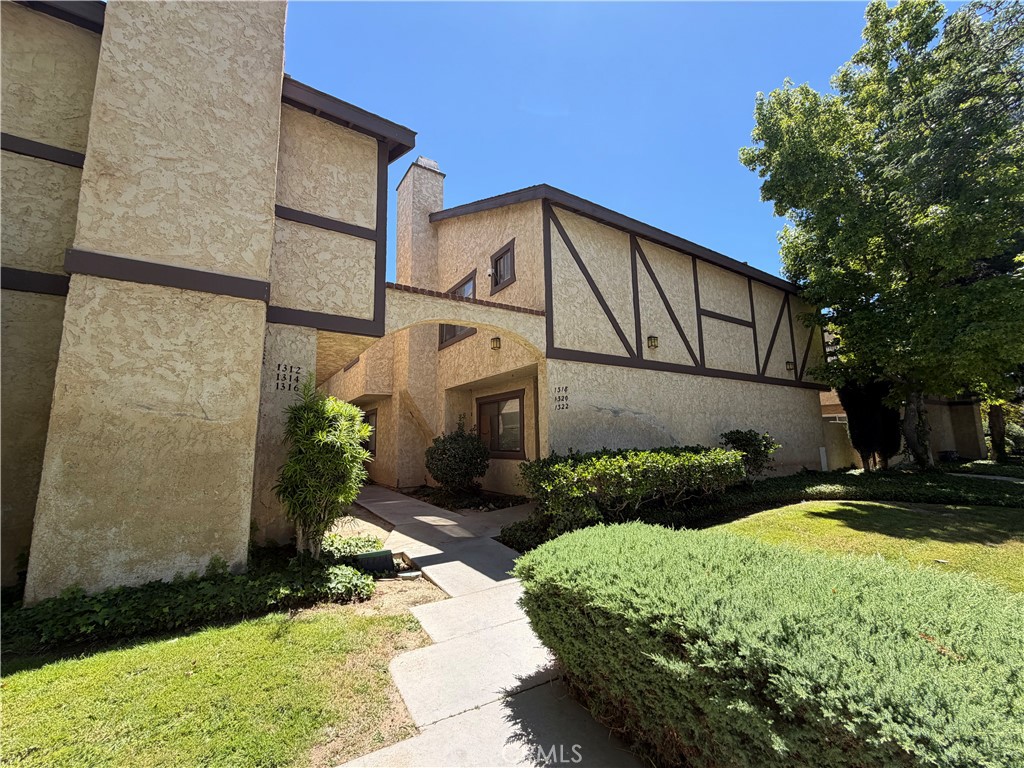 1322 W Avenue J4, Lancaster, CA 93534 — photo 1