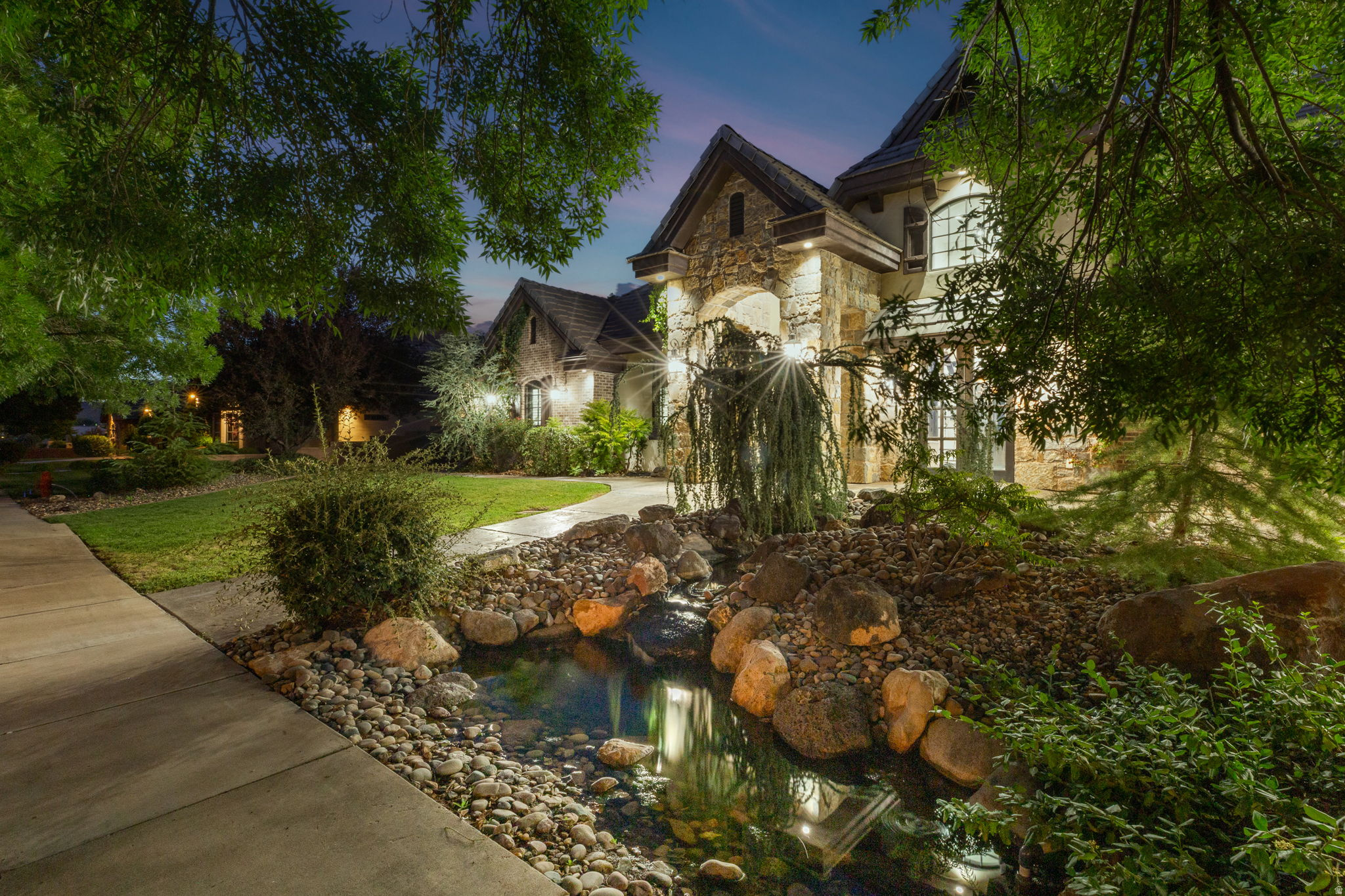 749 S 990 W, Hurricane, UT 84737 — photo 1
