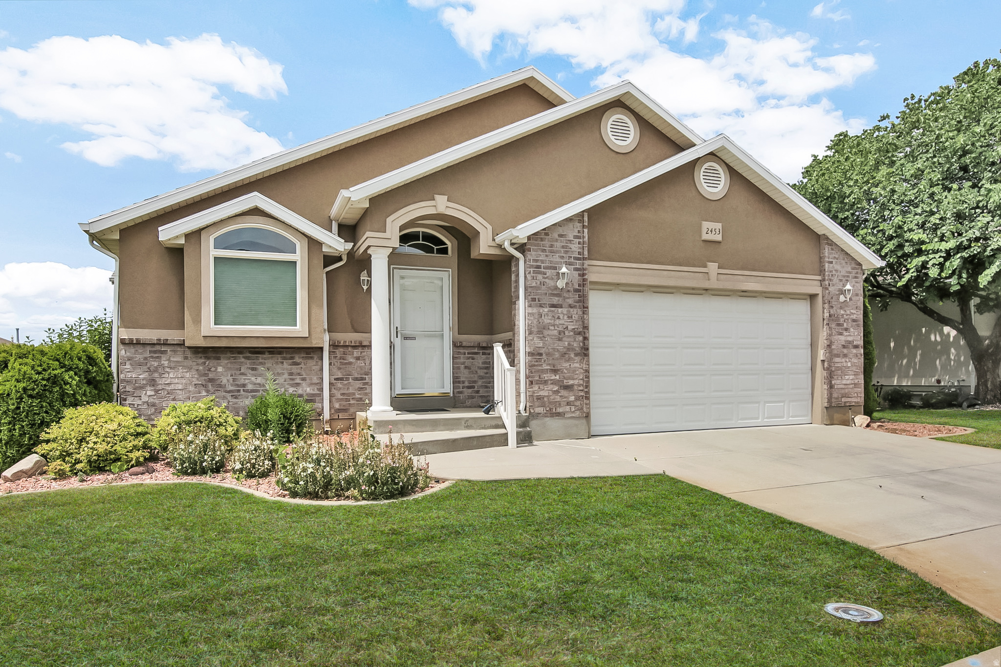 2453 N 525 E, North Ogden, UT 84414 — photo 1