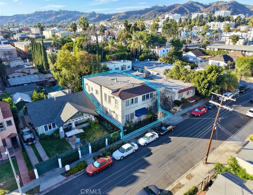 1347 N Mansfield, Los Angeles, CA 90028 — photo 1