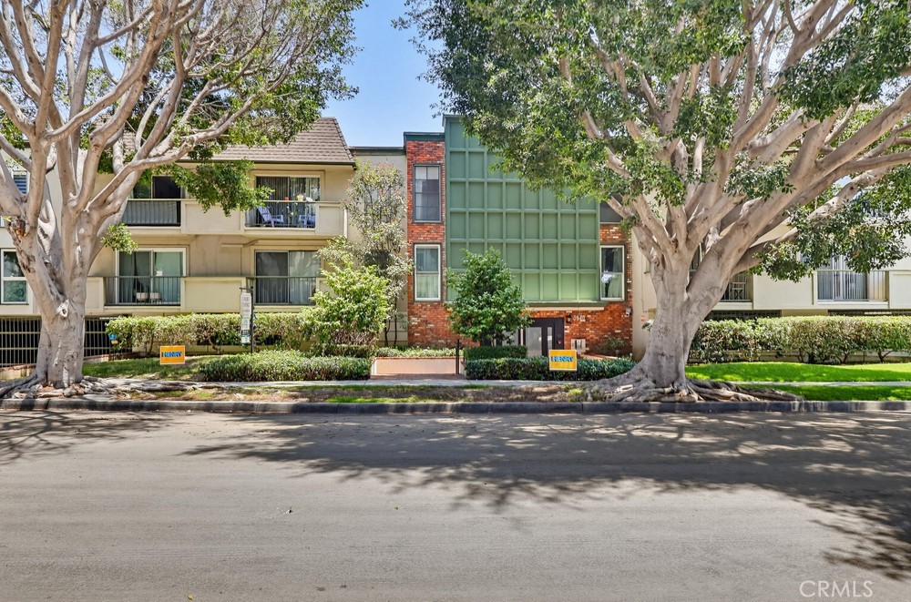 3640 Cardiff Avenue 210, Los Angeles, CA 90034 — photo 1