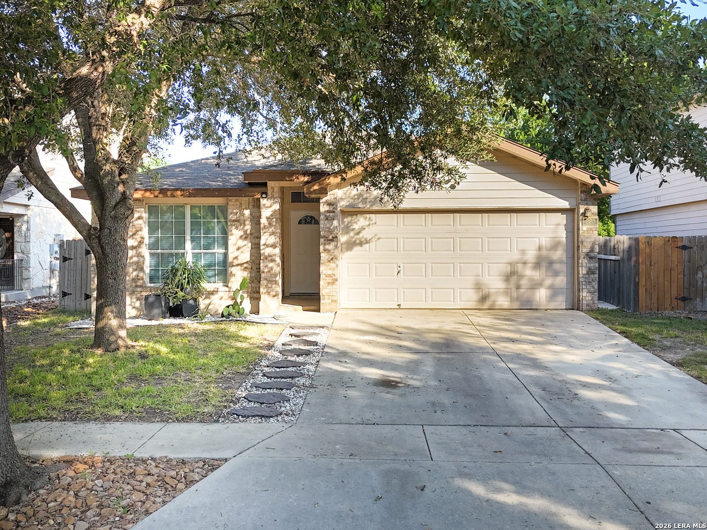 223 EAGLE PASS DR, New Braunfels, TX 78130 — photo 1
