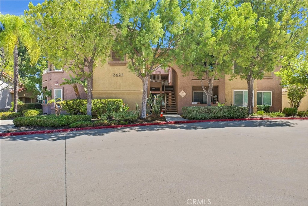 2425 Del Mar