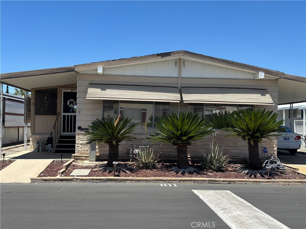 655 E Main Street 101, San Jacinto, CA 92583 — photo 1