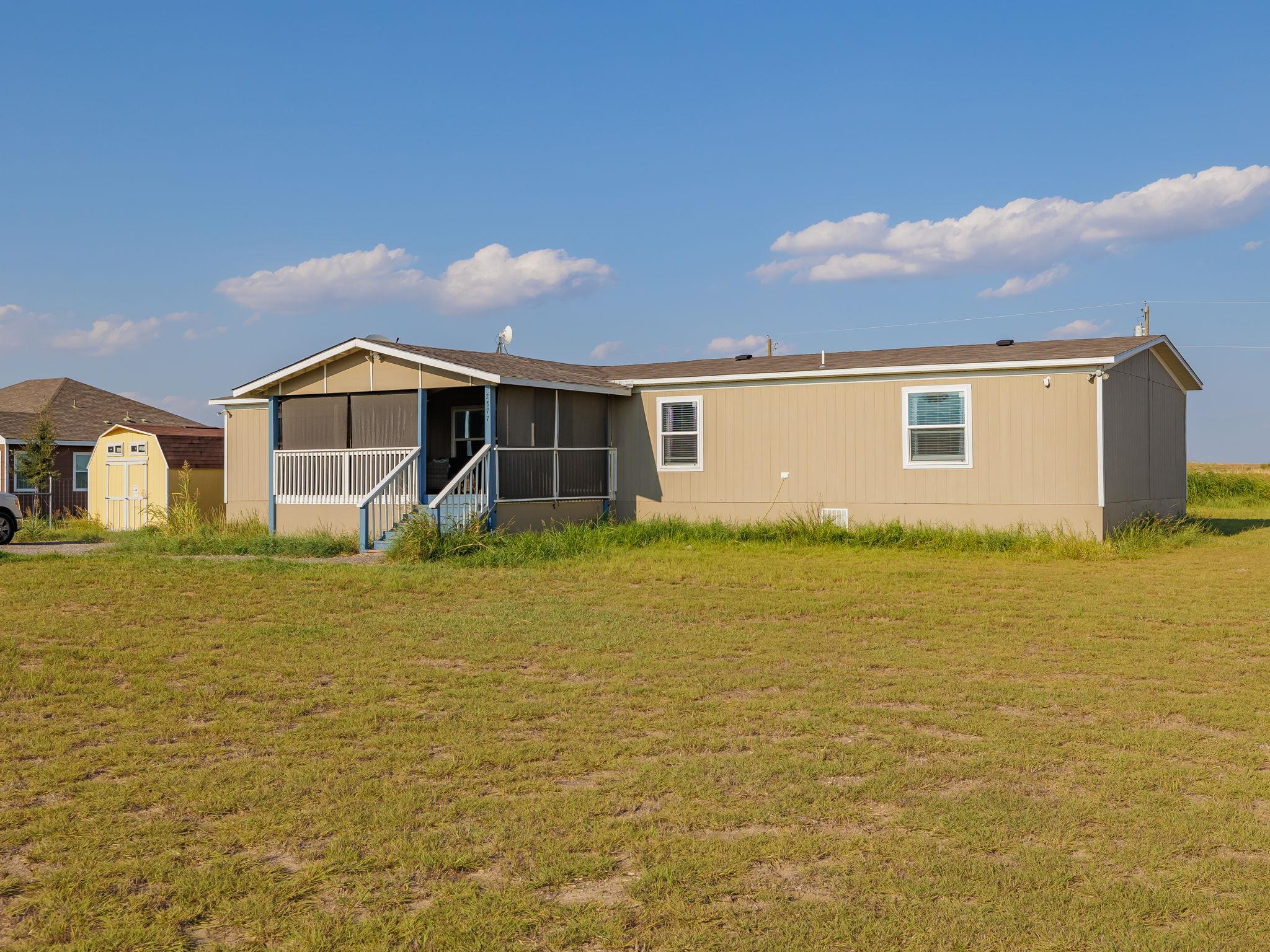 2877  County Road 463 Rd, Elgin, TX 78621 — photo 1